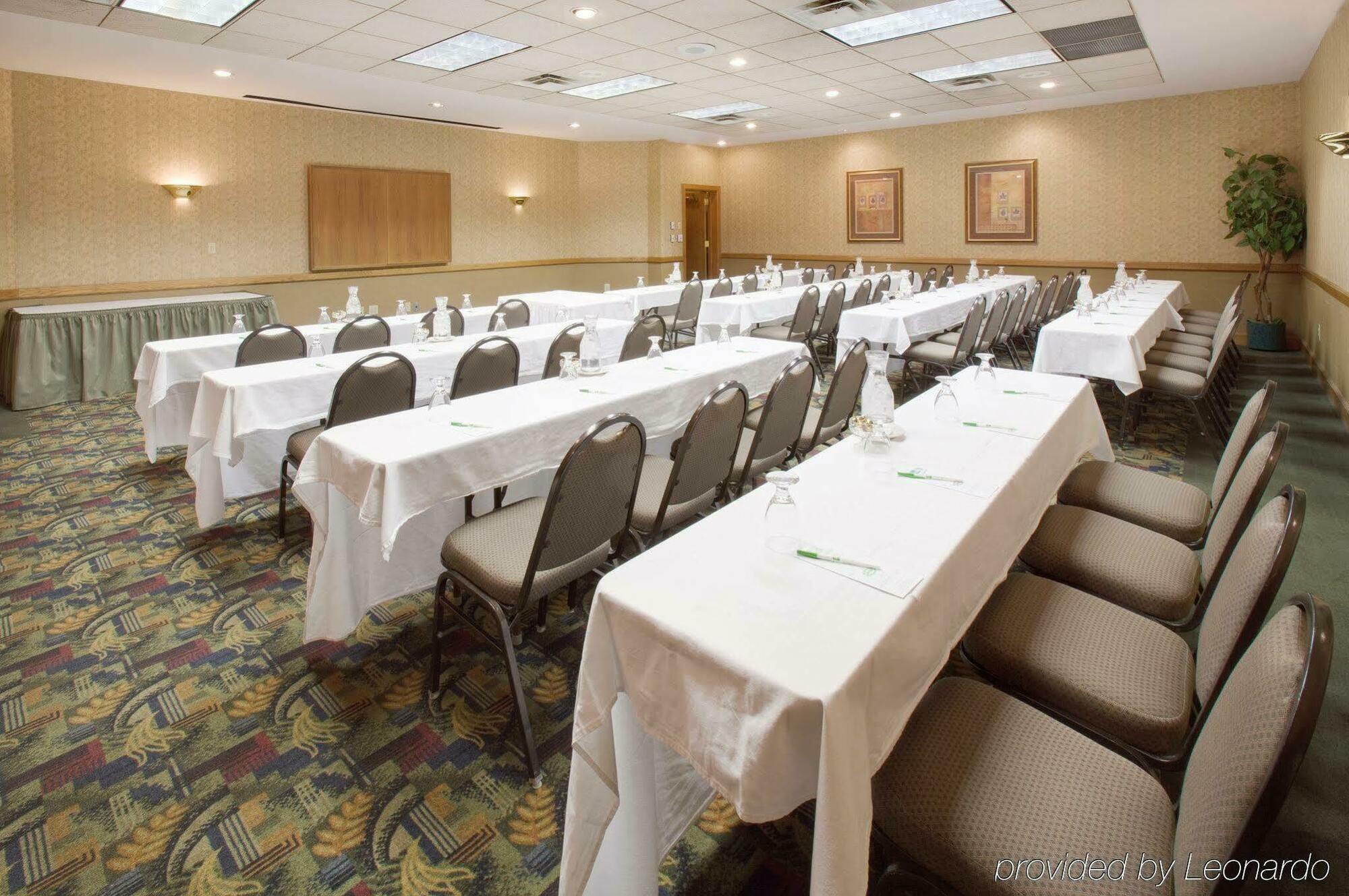 Holiday Inn Coralville - Iowa City By Ihg Konforlar fotoğraf